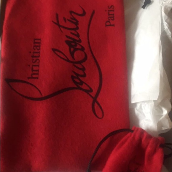 Christian Louboutin size 39 1/2 fits 8 to 8 1/2 - Picture 2 of 4